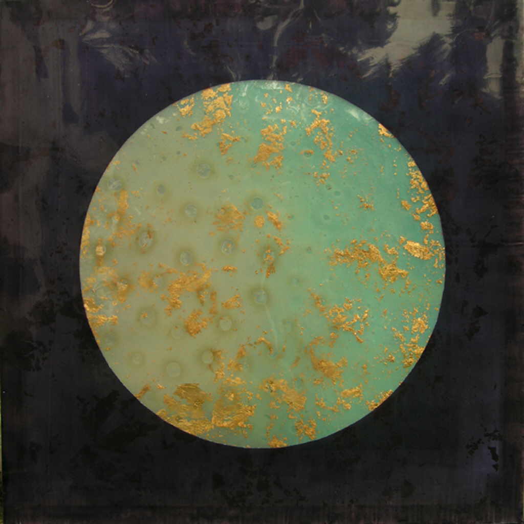 Dewitt Zos 
"Spheroid", 2006
Öl, Schlagmetall und Polyesterharz auf Kunststofffolie
100 x 100 cm