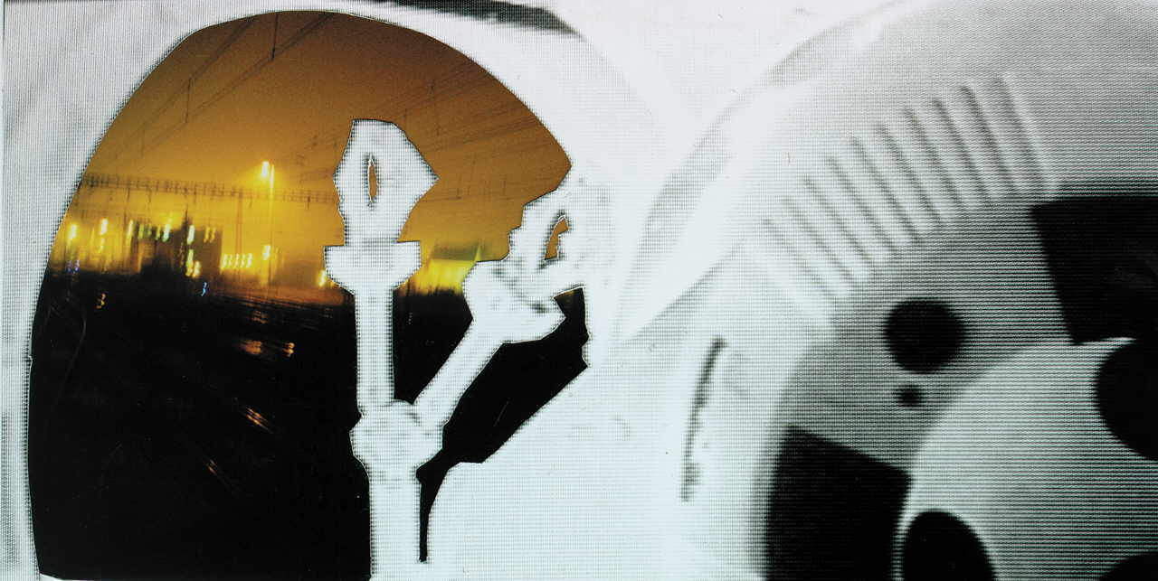 Zauner Christa 
aus "mind the gap" mit Michaela Göltl, 2002
fotografía auf Aluminium kaschiert mit UV-Schutzfolie laminiert
70 x 130 cm